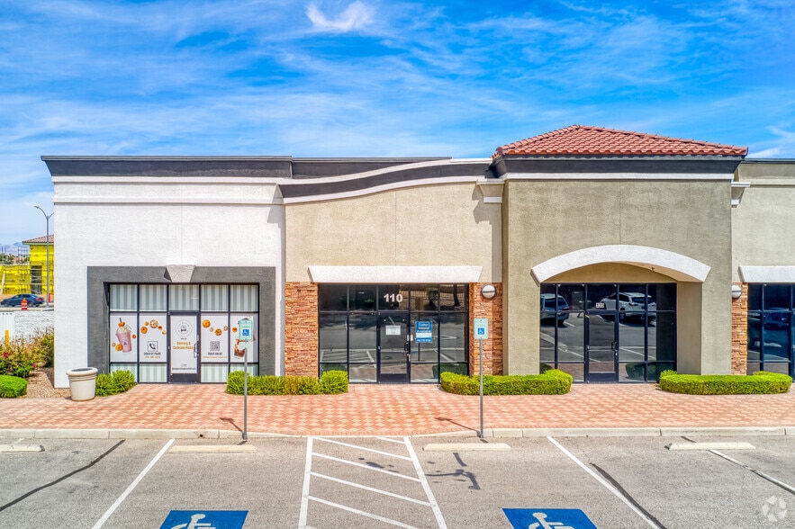 1651 W Horizon Ridge Pky, Henderson, NV à vendre - Photo de l’immeuble – Image 2 sur 18