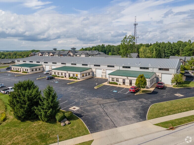 4270-4282 Hudson Dr, Stow, OH à louer - Photo de l’immeuble – Image 2 sur 12