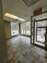 1535-1539 Rue Jarry E, Montréal, QC à louer Photo intérieure– Image 2 sur 26