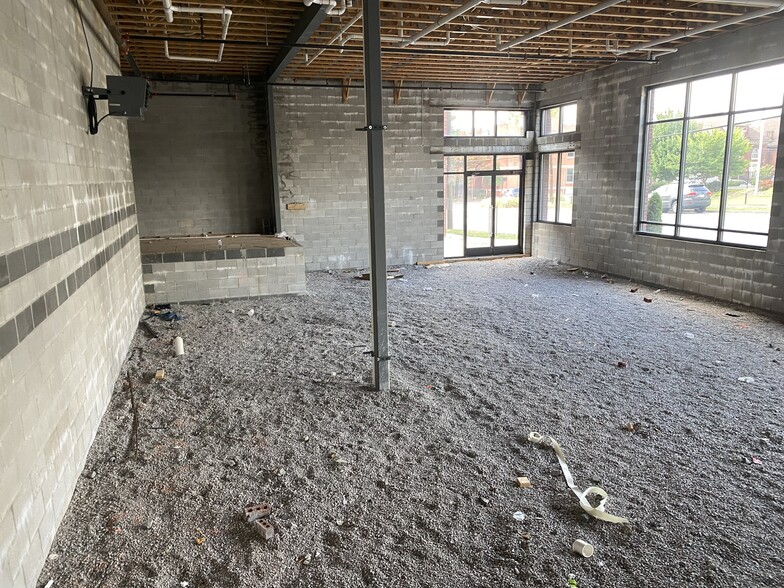 201 W 5th Ave, Knoxville, TN à louer - Photo intérieure – Image 2 sur 9