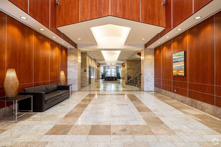 7500 Rialto Blvd, Austin, TX à louer - Hall d’entrée – Image 2 sur 7