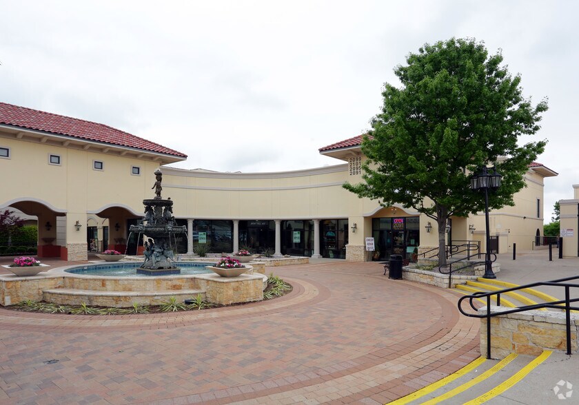 2091-2101 Summer Lee Dr, Rockwall, TX à louer - Photo de l’immeuble – Image 2 sur 27