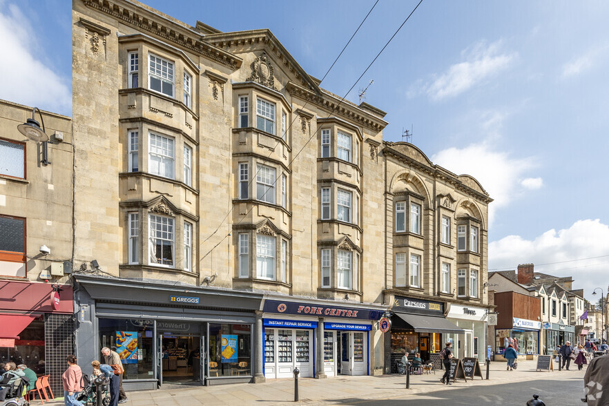 22 High St, Chippenham à vendre - Photo principale – Image 2 sur 4