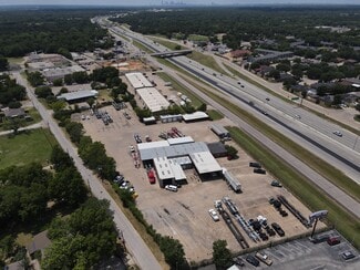 Plus de détails pour 9779 C F Hawn Fwy, Dallas, TX - Industriel/Logistique à louer