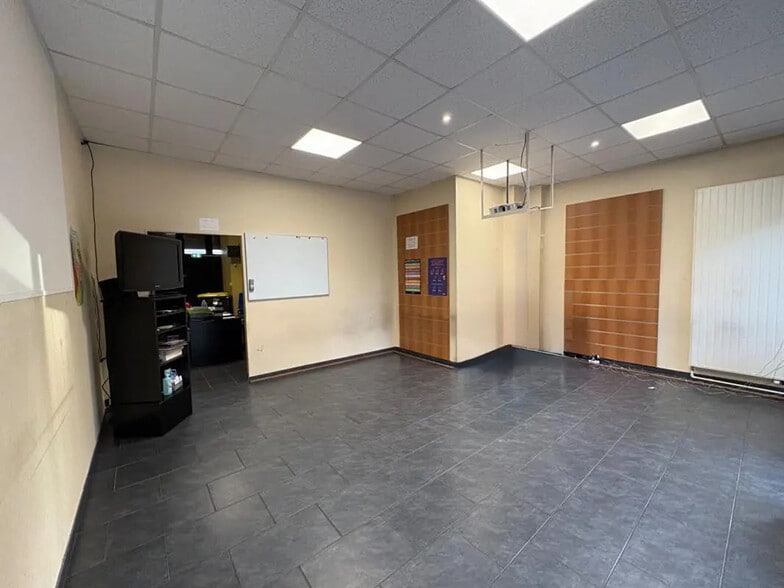 Local commercial dans Le Havre à louer - Photo intérieure – Image 2 sur 4