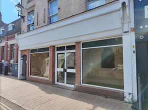 9 Market Pl, Willenhall à louer Photo de l’immeuble– Image 1 sur 5