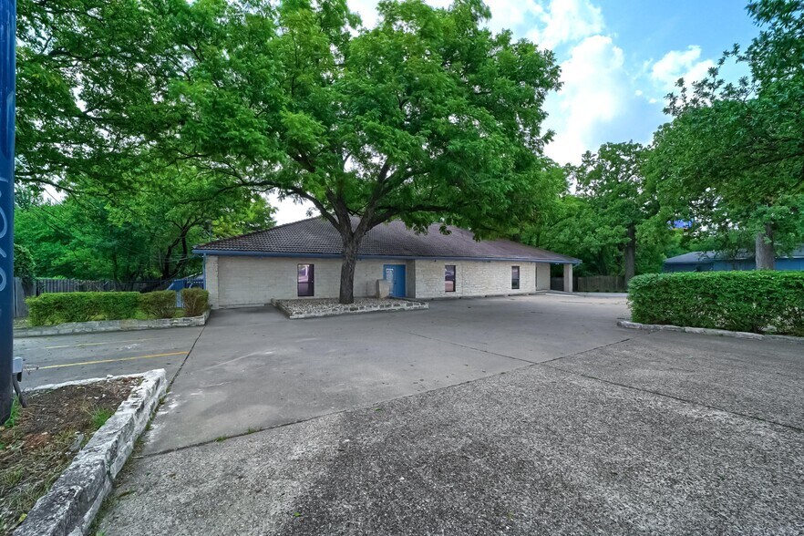 4507 N Interstate 35, Austin, TX à vendre - Photo de l’immeuble – Image 3 sur 19