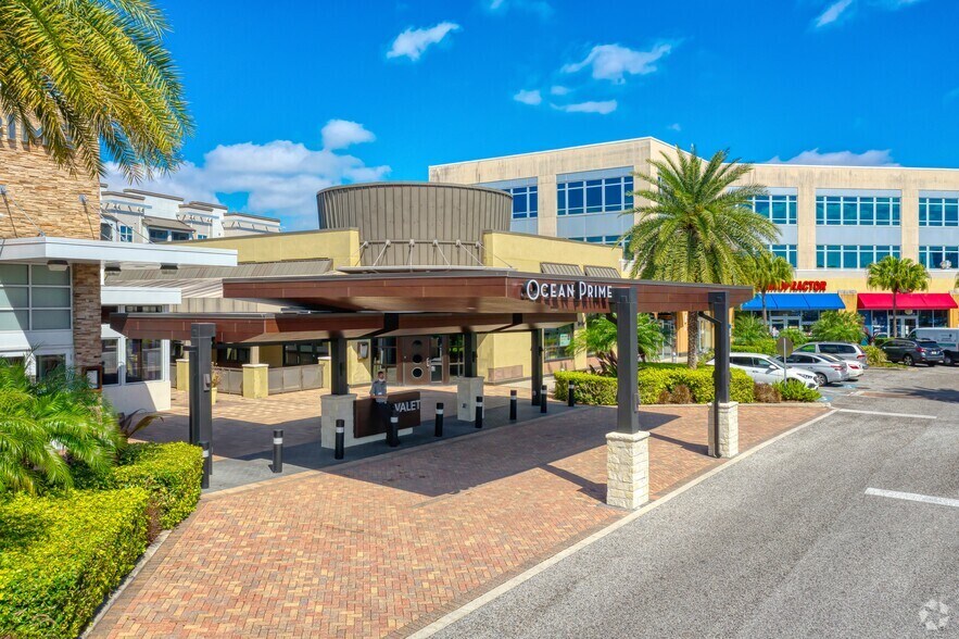 7339 W Sand Lake Rd, Orlando, FL à louer - Photo de l’immeuble – Image 2 sur 5