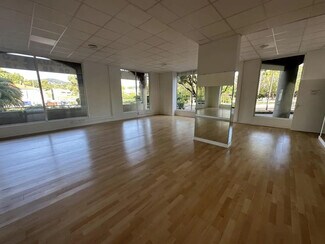 Plus de détails pour Local commercial à louer