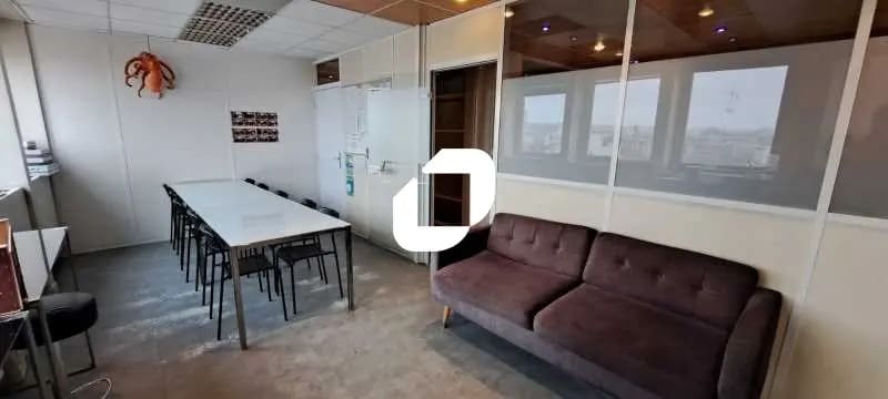 221 Boulevard Davout, Paris à louer - Photo de l’immeuble – Image 3 sur 10