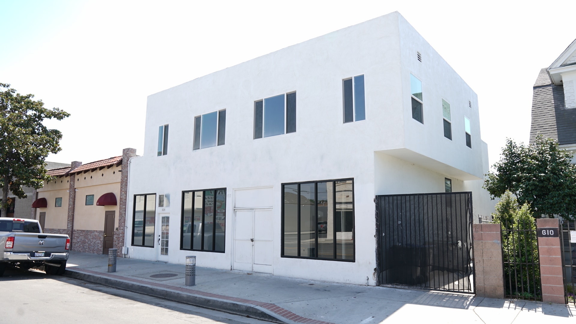 612-614 E 4th St, Santa Ana, CA à vendre Photo principale– Image 1 sur 6