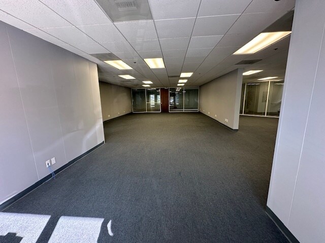 10 Commercial Blvd, Novato, CA à louer - Photo de l’immeuble – Image 3 sur 16