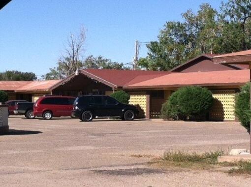 200 E Santa Fe Trail Blvd, Lakin, KS à vendre - Photo principale – Image 1 sur 2