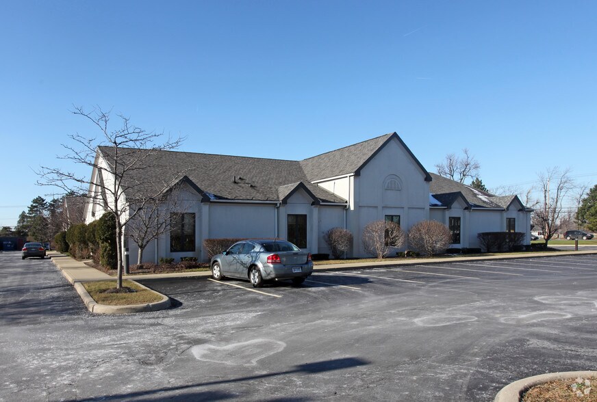 6333 Main St, Buffalo, NY à louer - Photo de l’immeuble – Image 1 sur 5