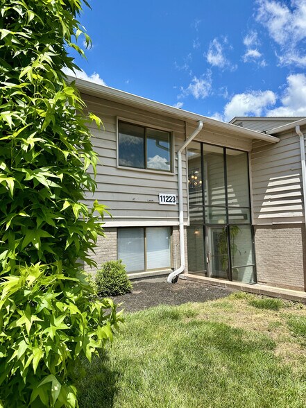 11223 Cornell Park Dr portefeuille de 2 biens à vendre sur LoopNet.fr - Photo de l’immeuble – Image 3 sur 16