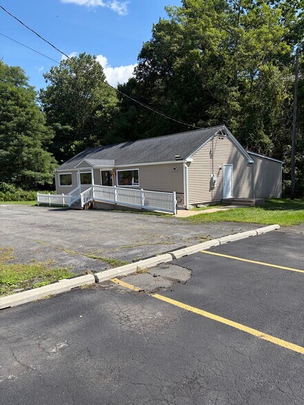 5394 Route 9W, Newburgh, NY à louer - Photo de l’immeuble – Image 3 sur 3