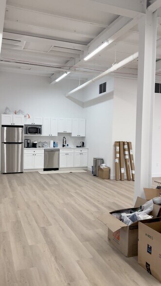 12 River St, Norwalk, CT à louer - Vidéo sur l’annonce professionnelle – Image 2 sur 8
