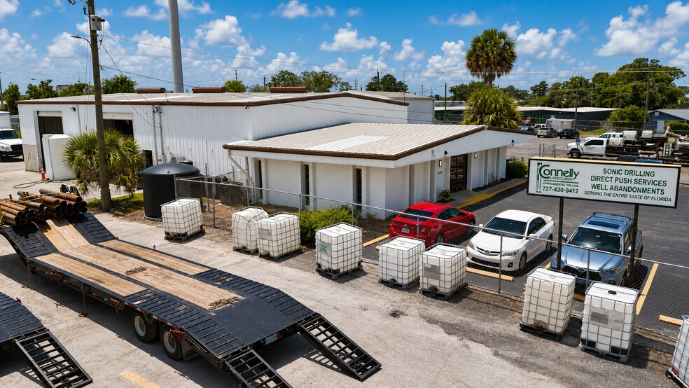 6244 Springer Dr, Port Richey, FL à vendre - Photo de l’immeuble – Image 3 sur 12