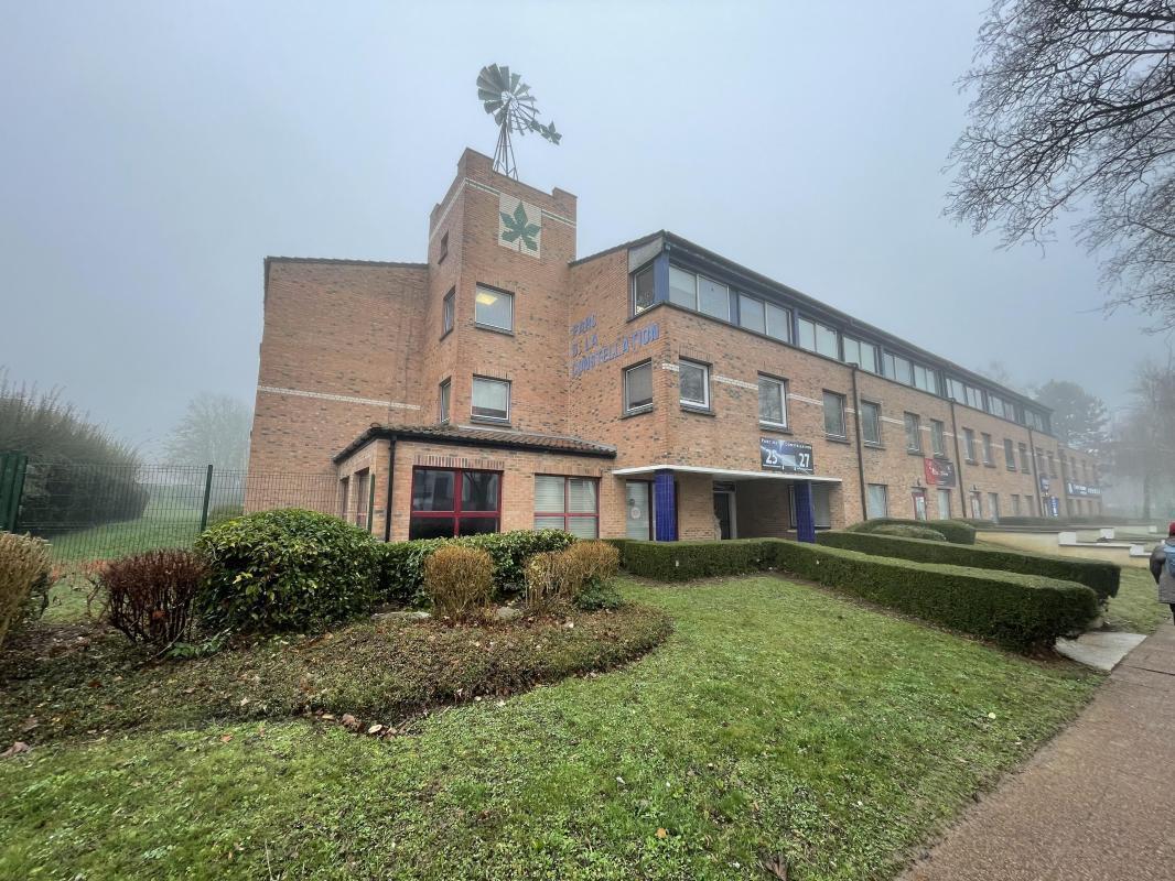 Bureau dans Cergy à vendre Photo de l’immeuble– Image 1 sur 12