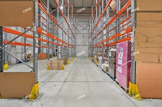 Plus de détails pour Bureau, Industriel/Logistique à louer