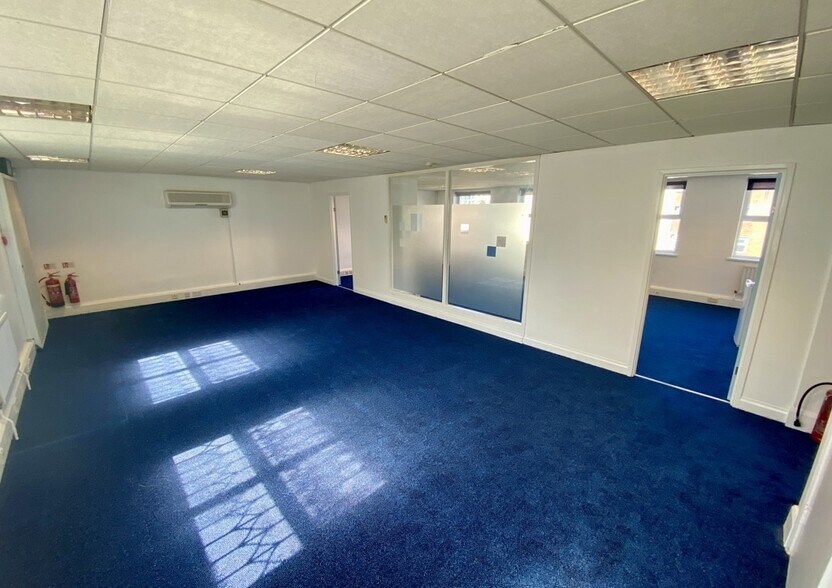 14-26 Victoria St, Luton à louer - Photo intérieure – Image 2 sur 3