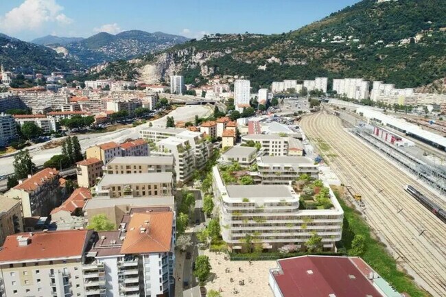 Plus de détails pour Local commercial à vendre