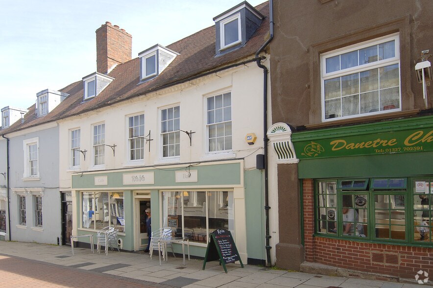 1-3 Sheaf St, Daventry à louer - Photo principale – Image 1 sur 3