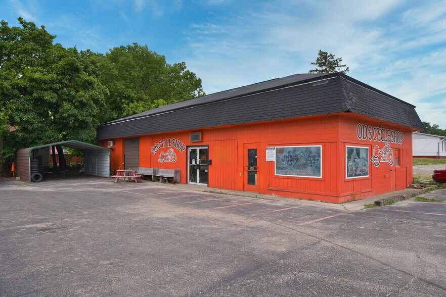 140 S River St, Franklin, OH à vendre - Photo de l’immeuble – Image 2 sur 35