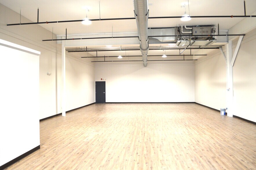 224 Berlin Tpke, Berlin, CT à louer - Photo de l’immeuble – Image 3 sur 8