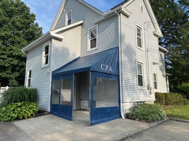 150 Court St, Chardon, OH à louer - Photo de l’immeuble – Image 2 sur 13