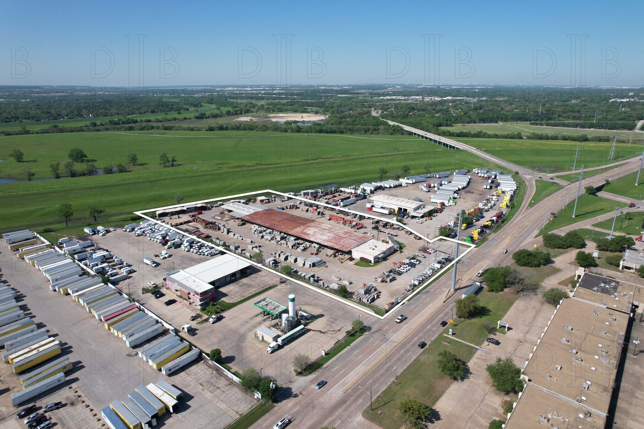 4700 Irving Blvd, Dallas, TX à louer Photo principale– Image 1 sur 4