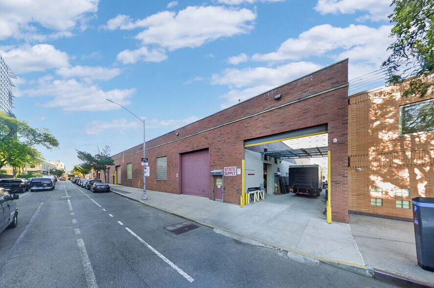 495 Walton Ave, Bronx, NY à louer - Photo de l’immeuble – Image 3 sur 17