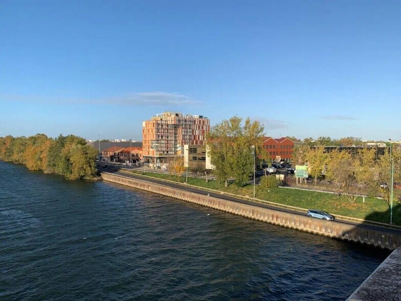 114 Quai de Bezons, Argenteuil à louer - Photo de l’immeuble – Image 2 sur 22