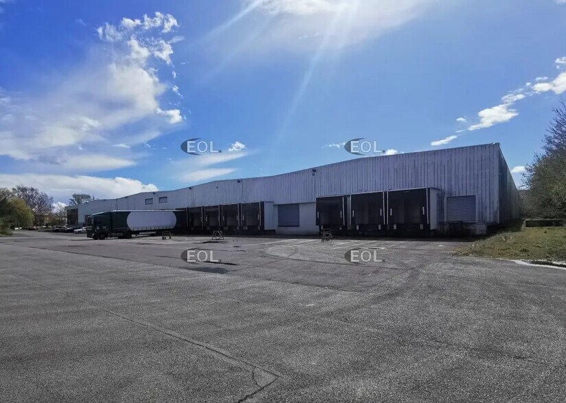 Industriel/Logistique dans Seclin à louer - Photo de l’immeuble – Image 1 sur 5