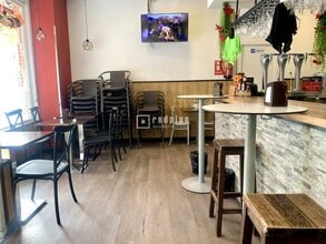 Local commercial dans Madrid, Madrid à louer Photo intérieure– Image 2 sur 7