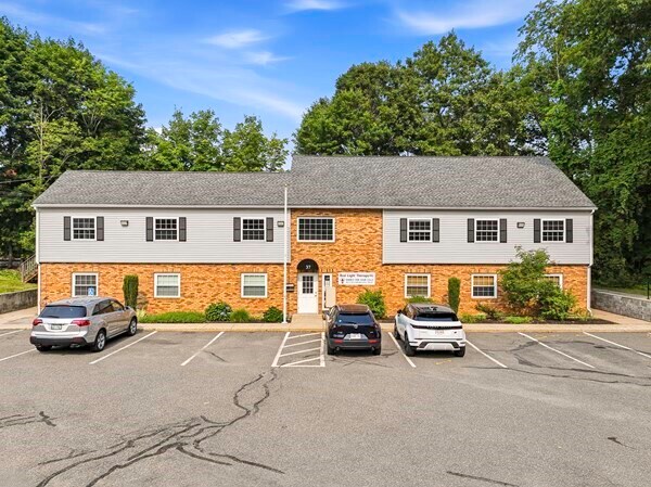 37 Pierce St, Northborough, MA à vendre Photo de l’immeuble– Image 1 sur 43