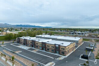 2764-2808 W 14000 S, Bluffdale, UT - Vue aérienne  vue de carte - Image1