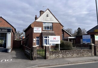 Plus de détails pour 65 Leigh Rd, Wimborne - Local commercial à louer