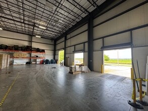 8301 N Hickory St, Loxley, AL à louer Photo intérieure– Image 2 sur 4