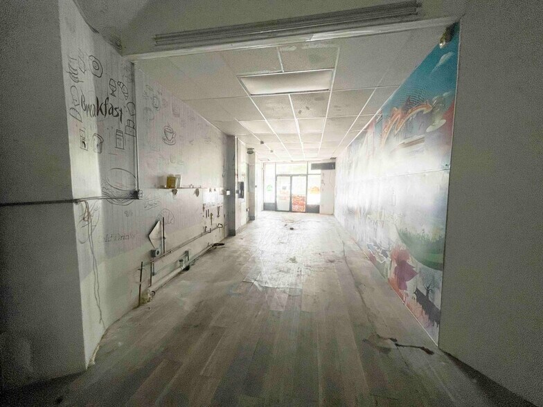 10009 Astoria Blvd, East Elmhurst, NY à louer - Photo de l’immeuble – Image 3 sur 8