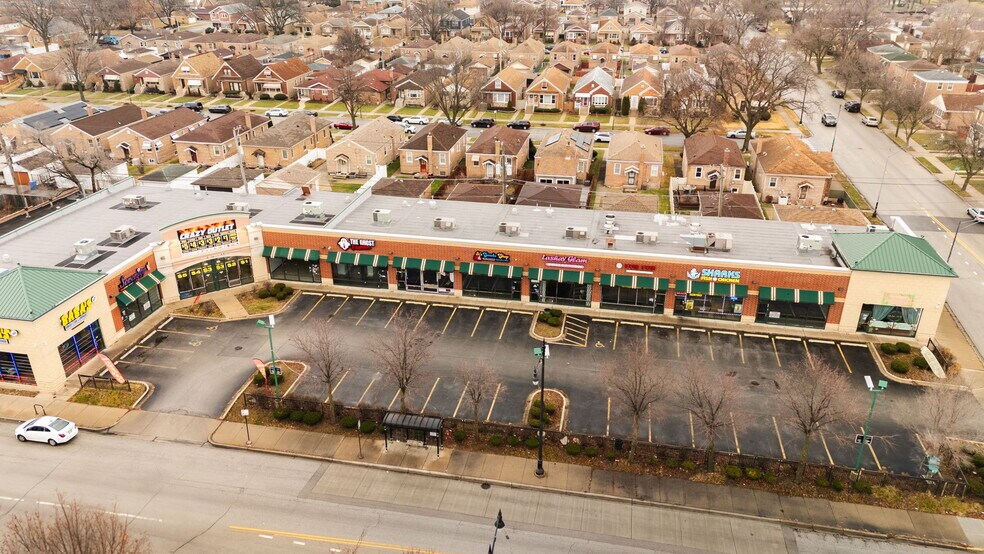 8235-8259 S Kedzie Ave, Chicago, IL à louer - Aérien – Image 2 sur 27
