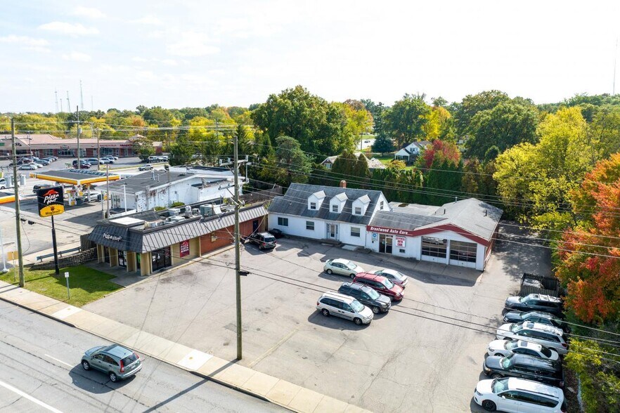913-915 W Galbraith Rd, Cincinnati, OH à vendre - Photo de l’immeuble – Image 3 sur 19