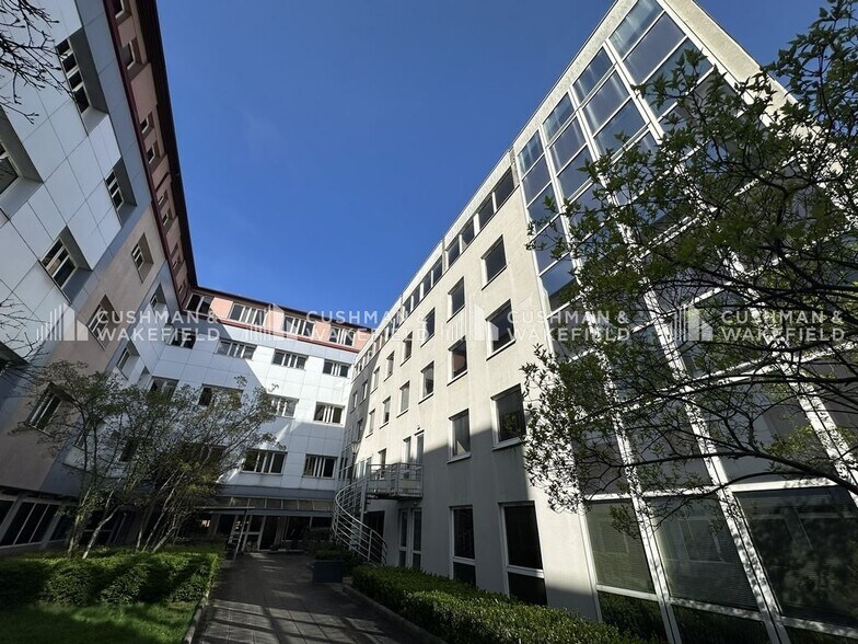 Bureau dans Schiltigheim à louer - Photo de l’immeuble – Image 2 sur 13