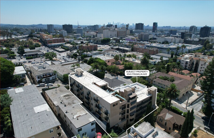 6543 Franklin Ave, Hollywood, CA à vendre - Photo de l’immeuble – Image 2 sur 21