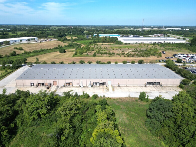 1506-1518 Industrial Park Dr, Maysville, KY à louer - Photo de l’immeuble – Image 2 sur 10
