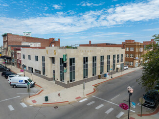 Plus de détails pour 152 E 6th St, Fremont, NE - Bureau à louer