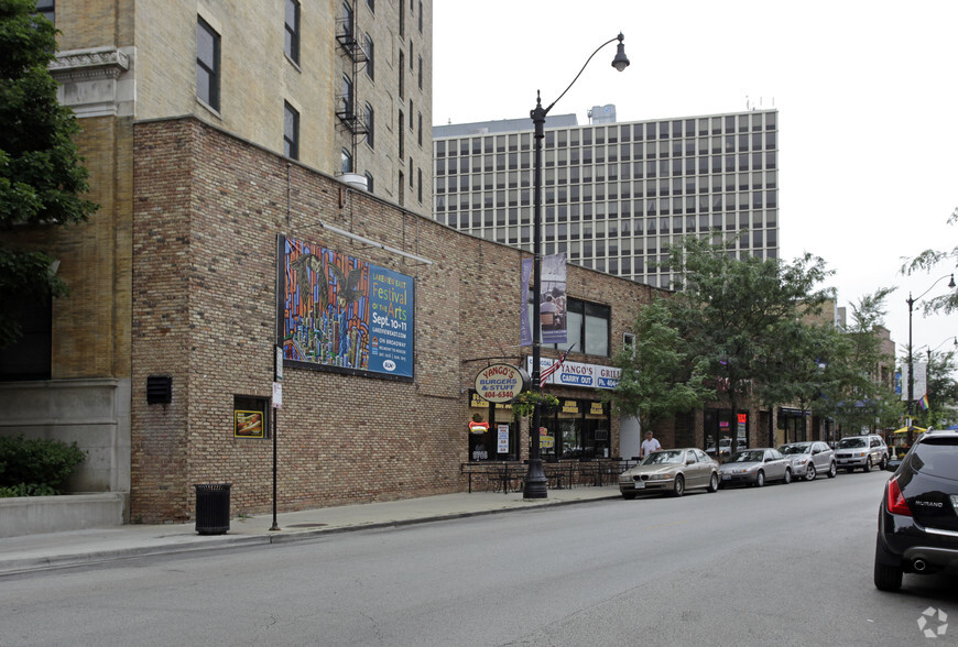 2829-2833 N Broadway St, Chicago, IL à louer - Photo de l’immeuble – Image 3 sur 17