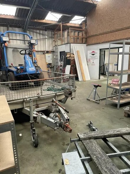 Local d'activités dans Crozon à vendre - Photo intérieure – Image 2 sur 4