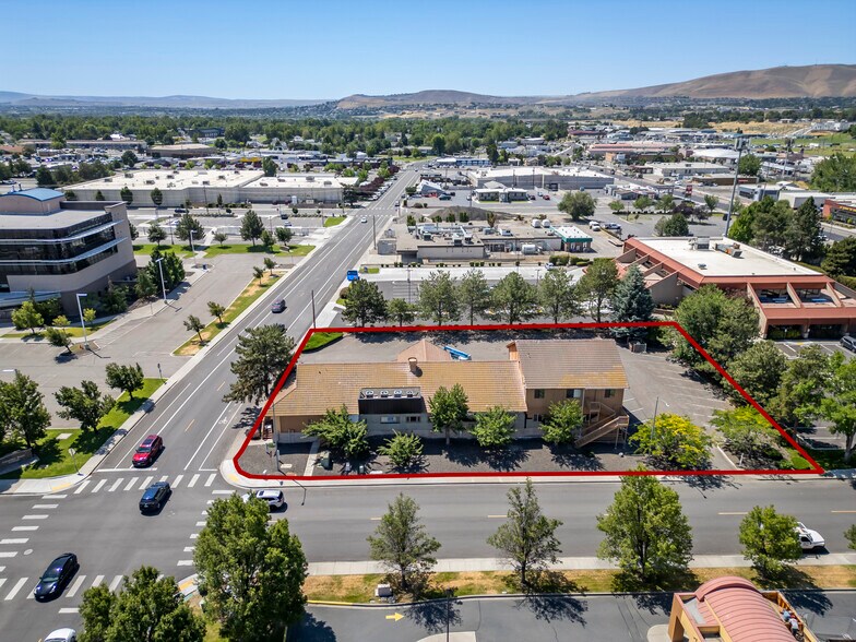 829 Goethals Dr, Richland, WA à louer - Photo de l’immeuble – Image 3 sur 34