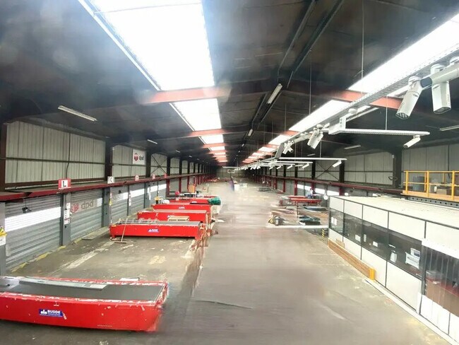 Plus de détails pour 3 Rue Fédérico Garcia-Lorca, Cugnaux - Local d'activités à louer